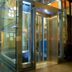 Luxeuze liftschacht in het kruisherenhotel in het centrum van Maastricht