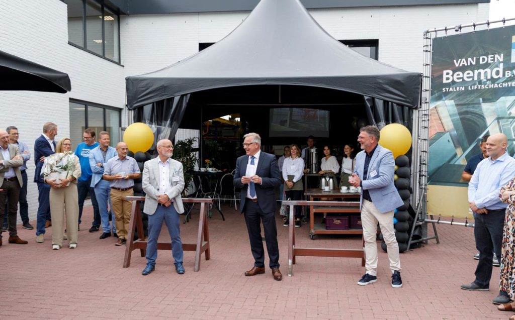 0-3--0F1A4195_wethouder_toespraak-LR